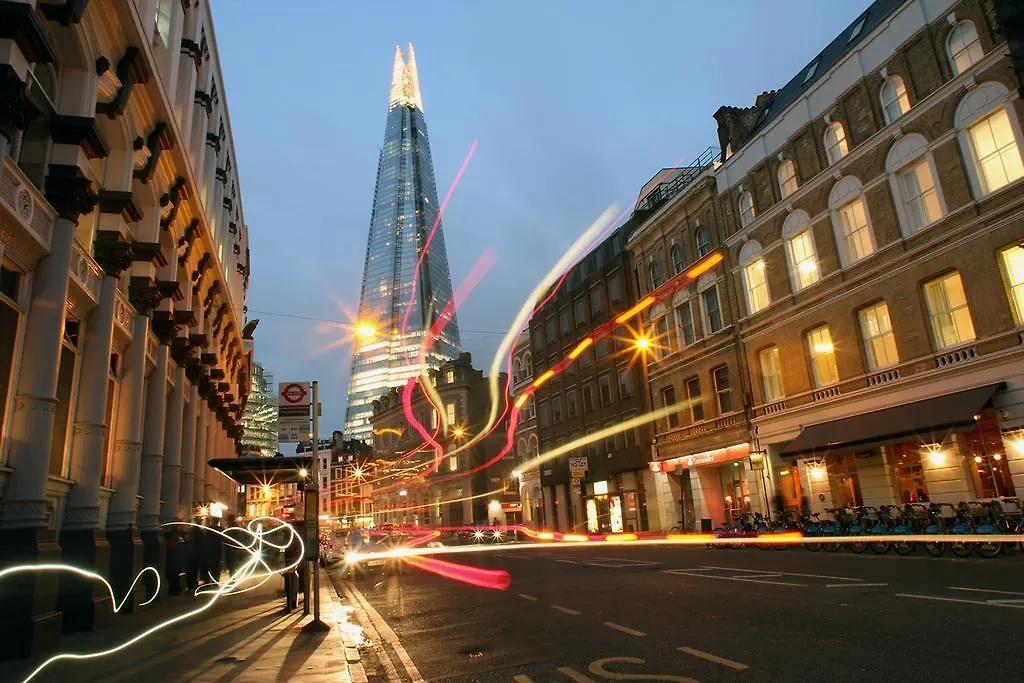 Hop Art House Serviced Apartments London