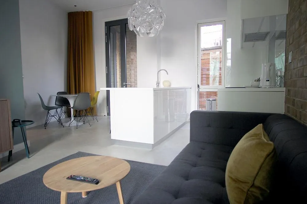 Hop Art House Serviced Apartments London