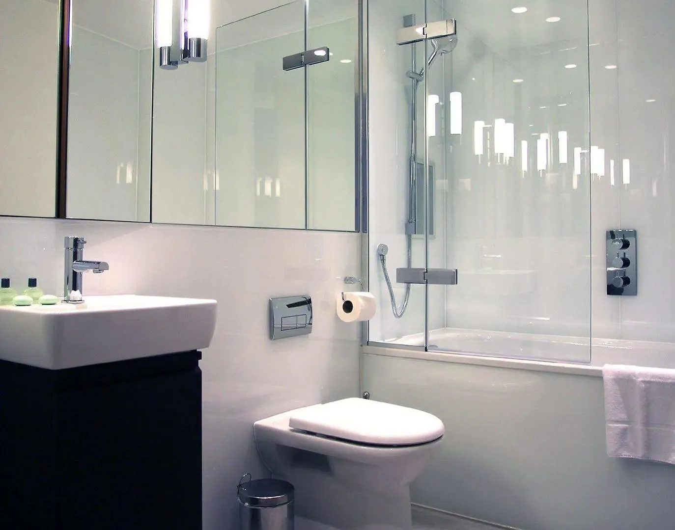 Hop Art House Serviced Apartments London 0*,  United Kingdom
